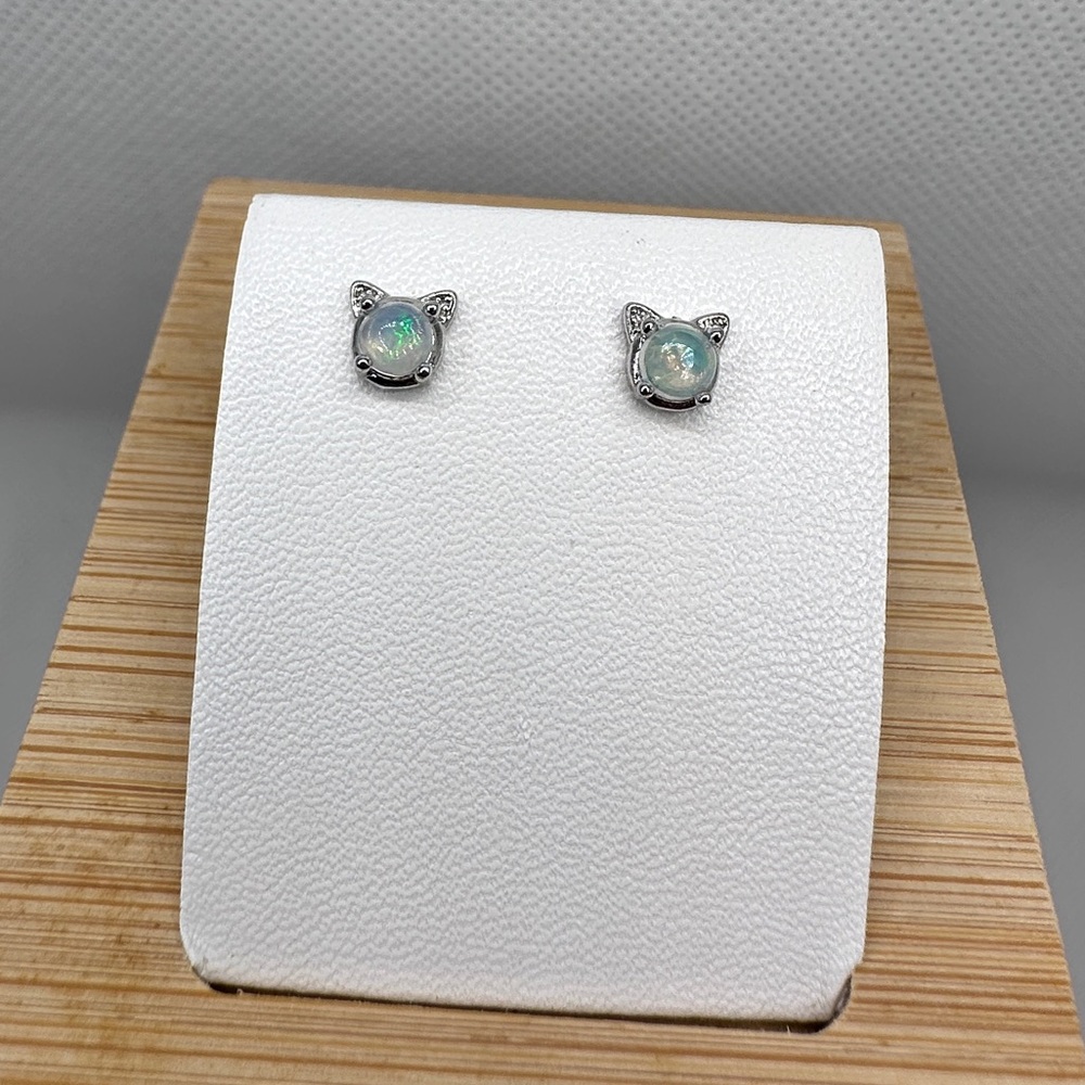 Opal kitty earrings s925 studs